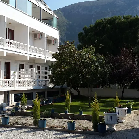 فندق Keramos Boutique 3*