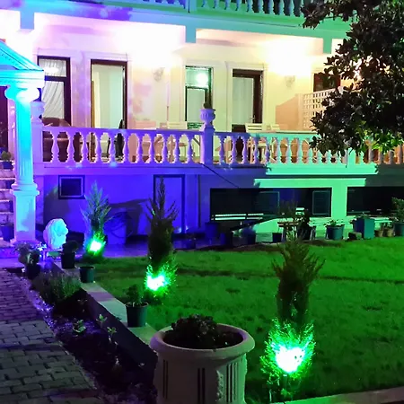 Keramos Boutique فندق