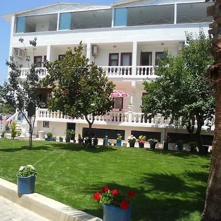 فندق Keramos Boutique أورين